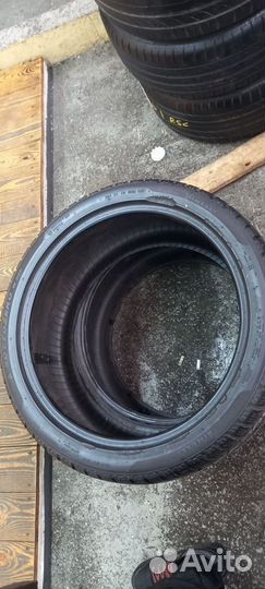 Pirelli Winter Sottozero II 275/35 R20 102V