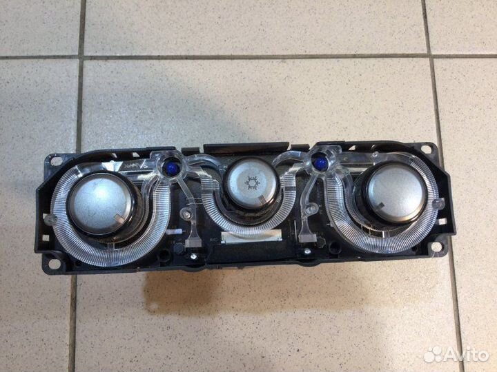 Блок управления климатической установкой