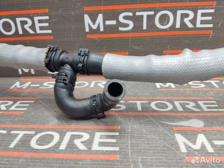 Патрубок системы охлаждения Volkswagen Passat B6