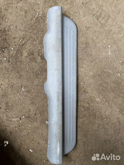 Накладка на порог левый Hyundai Accent 2000 - 2010