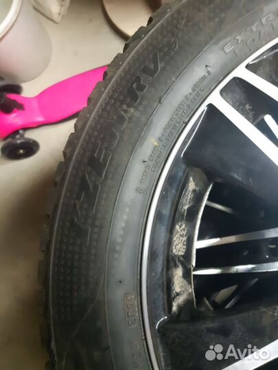 Диски Skad R17 с зимней резиной Kumho 215/60/R17