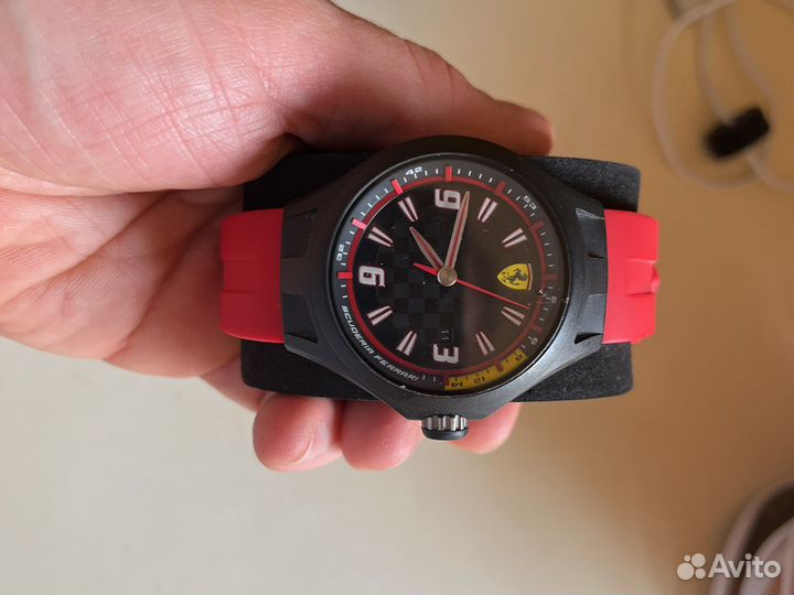Часы мужские scuderia ferrari