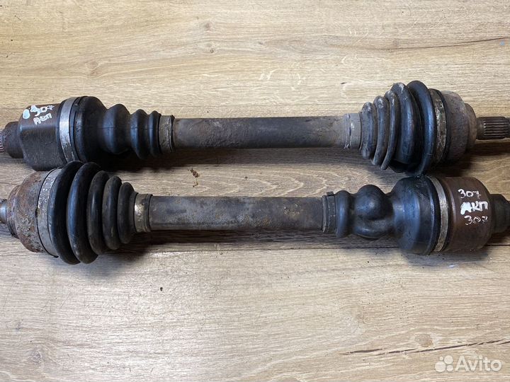 Peugeot 307 левая подуось 1,6 АКПП