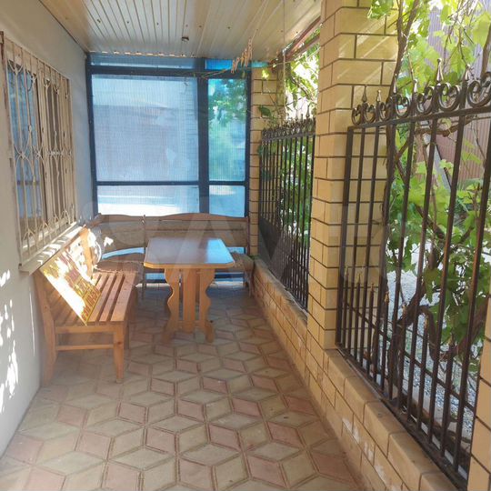 Дом 100 м² на участке 1 сот.