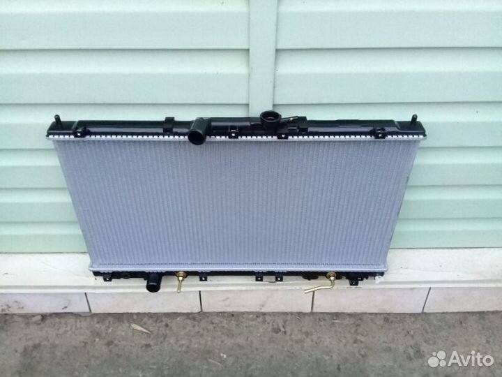 Радиатор Mitsubishi Galant / Legnum 96-03