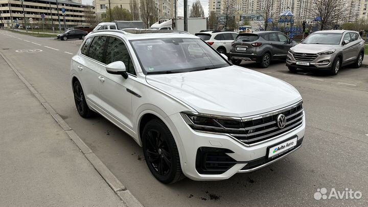 Volkswagen Touareg 3.0 AT, 2019, 51 700 км