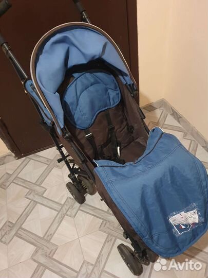 Прогулочная коляска