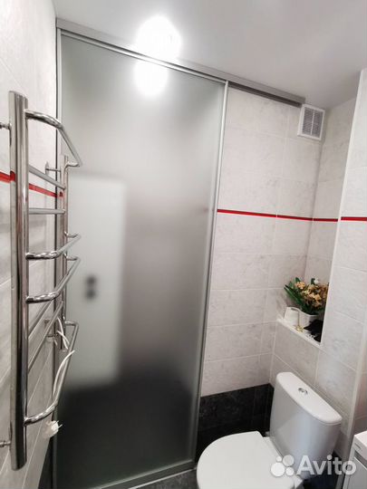 Раздвижная межкомнатная дверь в санузел № 4096