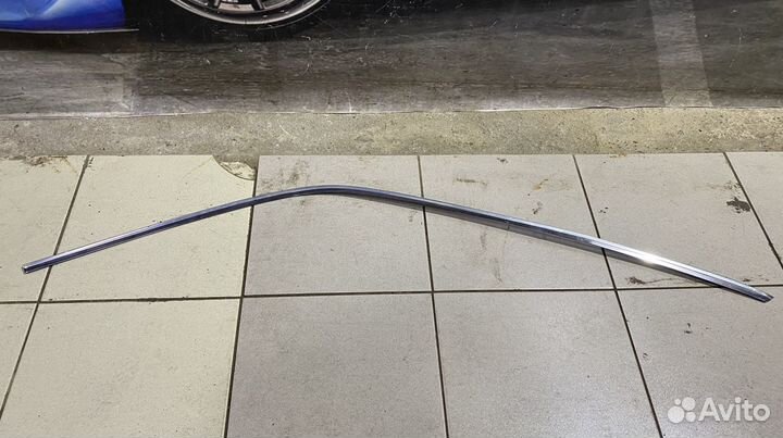 Молдинги стекол Mercedes W140