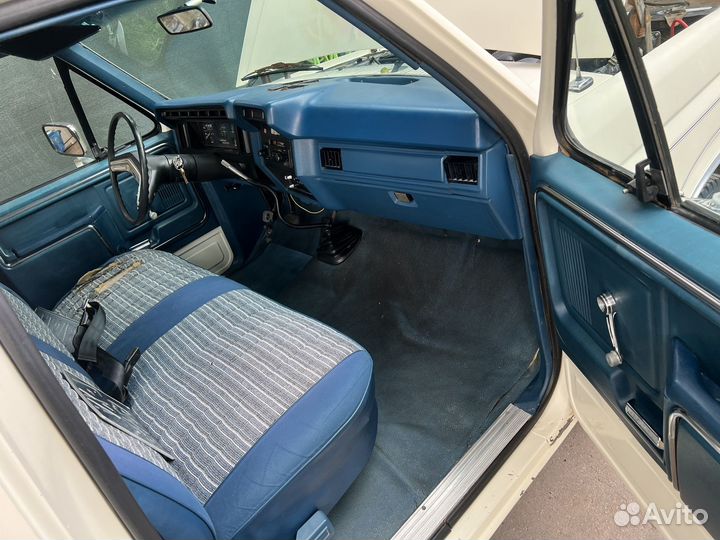 Ford F-150 5.8 МТ, 1983, 23 000 км