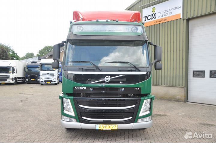 В разборке грузовик Volvo, FM 2008-2013