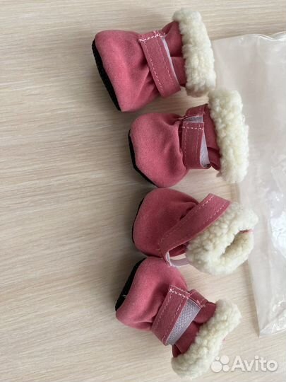 Обувь зимняя для маленьких собак