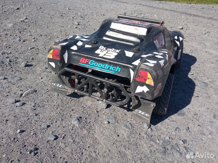 Traxxas slash 4*4