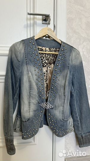 Джинсовая куртка gizia