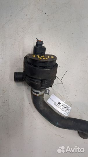 Насос водяной Mercedes ML W164, 2006