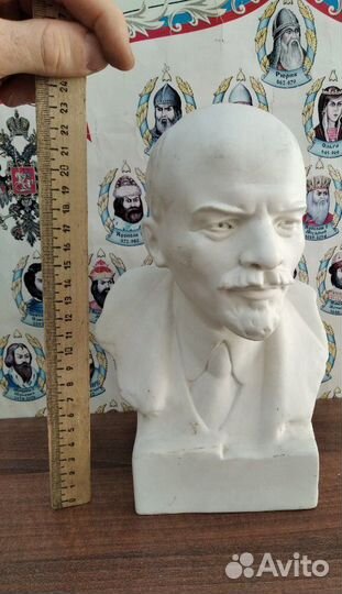 Статуэтка, скульптура Бюст Ленина лфз бисквит. Выс