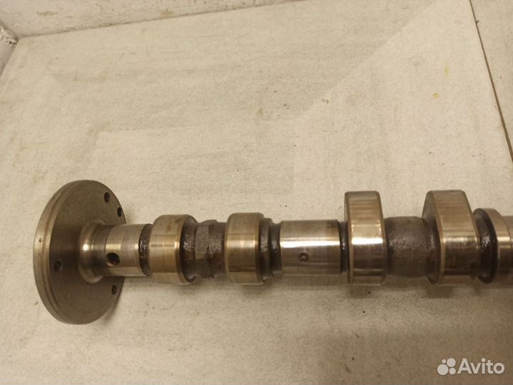 Распредвал выпускной