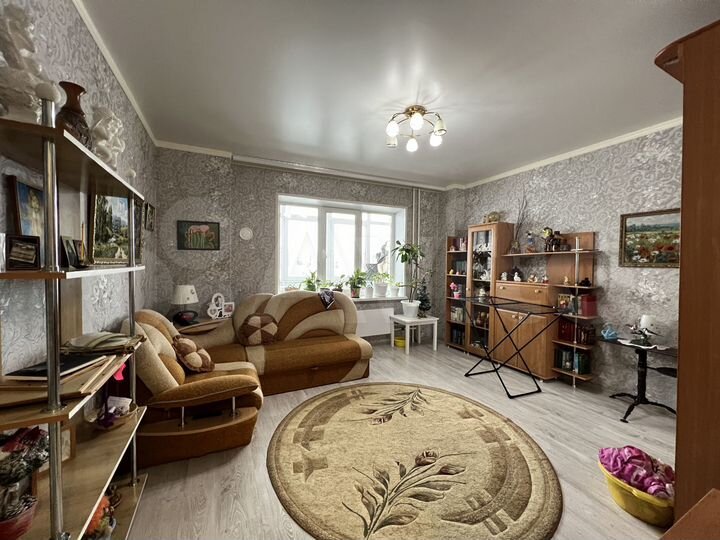 2-к. квартира, 57 м², 2/9 эт.