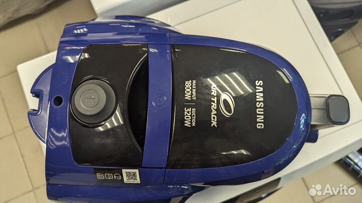 Пылесос Samsung 1600Вт с контейнером