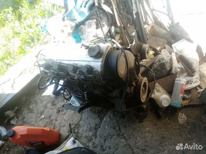 Двигатель 4G93 Mitsubishi Carisma