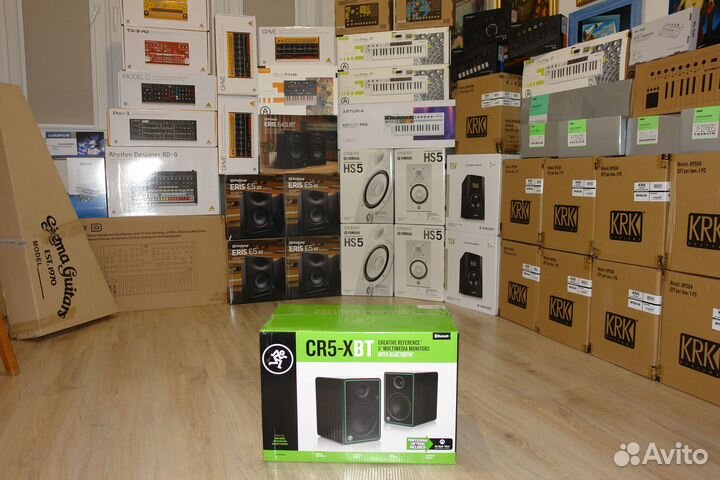 Mackie CR5-XBT+Bluetooth: мониторы Новые в Наличии