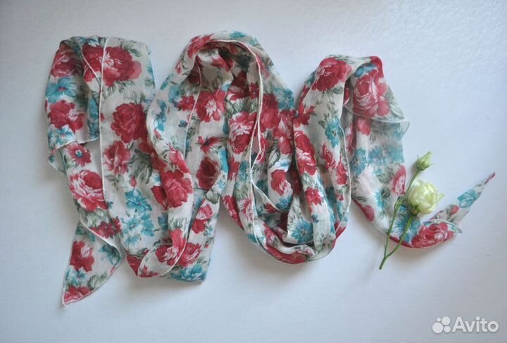 Платок с цветами Gloria Jeans Полиэстр 180*27 см