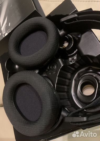 Беспроводные наушники SteelSeries Arctis 7