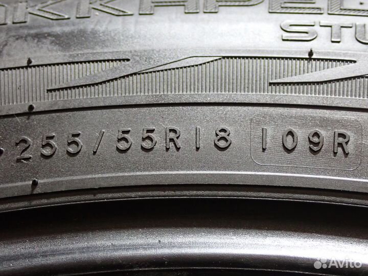 Nokian Tyres Hakkapeliitta R2 SUV 255/55 R18 109R