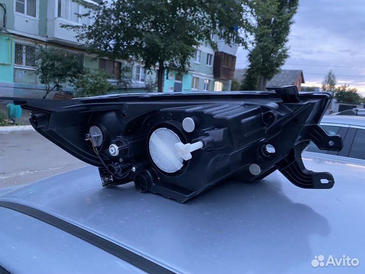 Левая фара Granta FL (2018-Н.в)