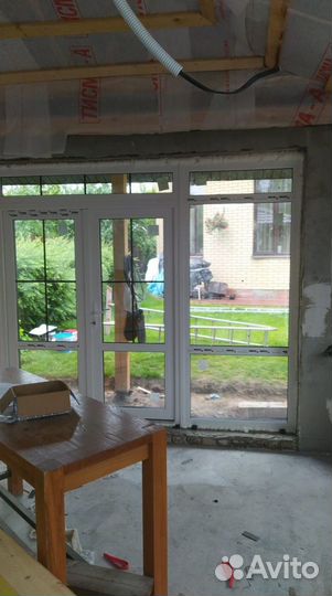 Дверь пластиковая не бу