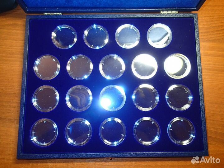 Футляр для юбилейных монет СССР новоделы 19шт