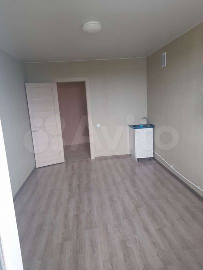 2-к. квартира, 58 м², 10/10 эт.