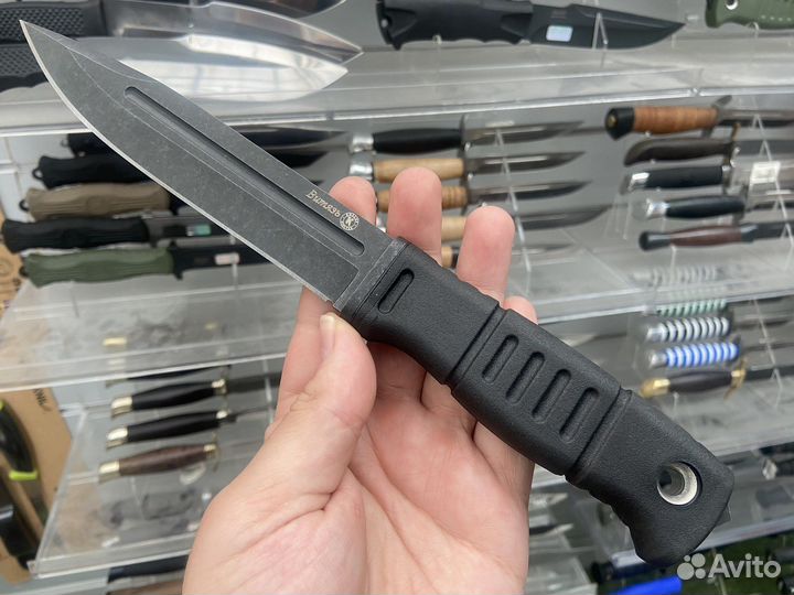 Нож Витязь Black из стали Aus-8,ножны Molle