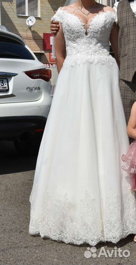 Продается свадебное платье