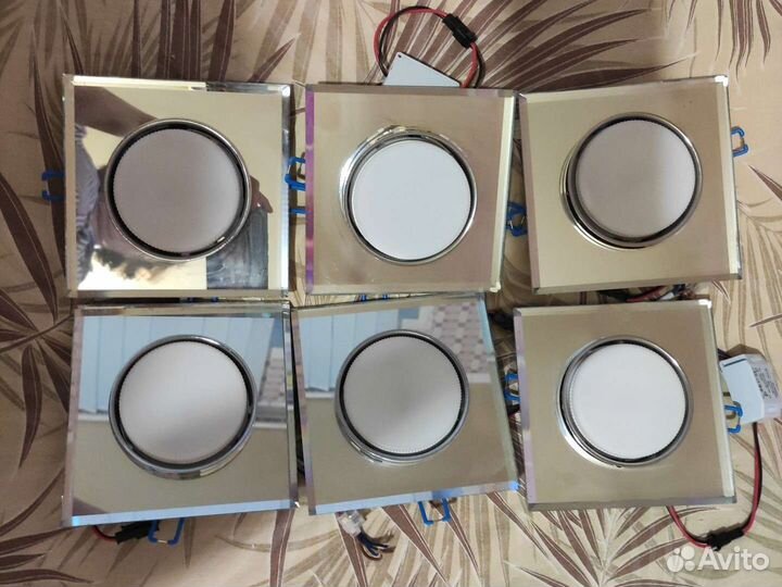 Светильник встраиваемый