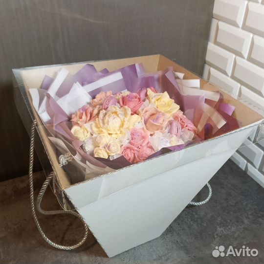 Короб транспортировочный для букета