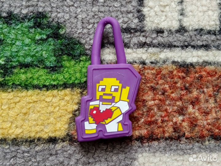 Брелоки резиновые 19 штук набор