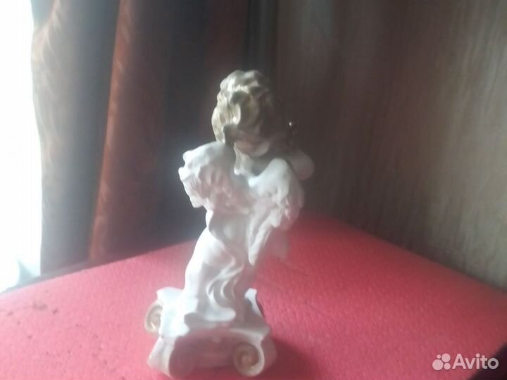 Статуэтка ангел