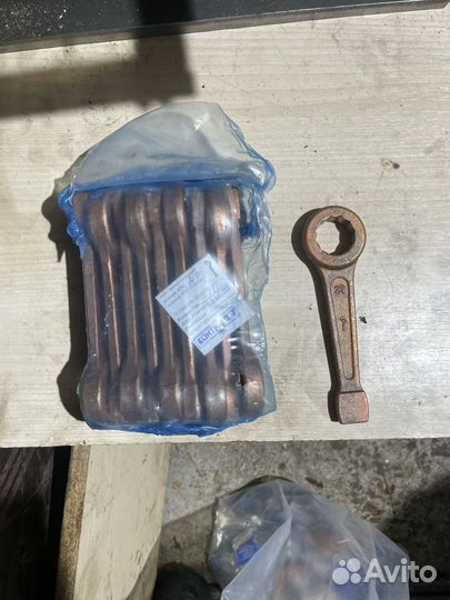 Ключи гаечные накидные, медные