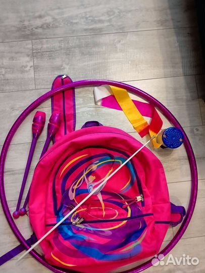 Булавы, лента, рюкзак для гимнастики