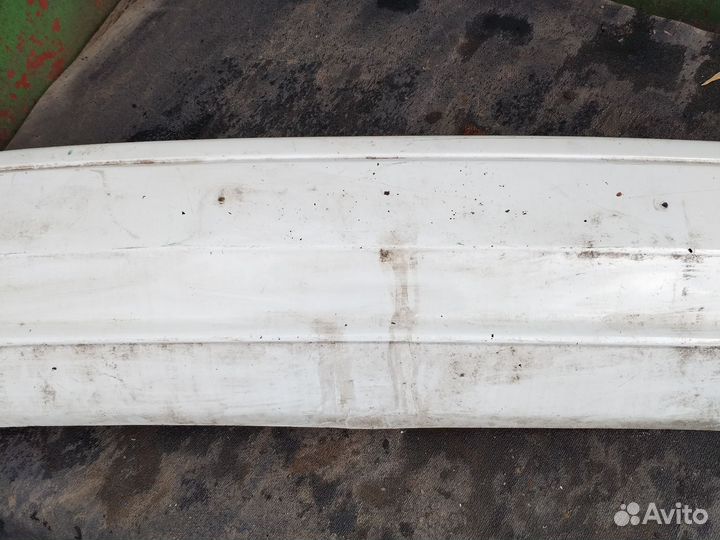 Бампер задний Toyota Vista sv40