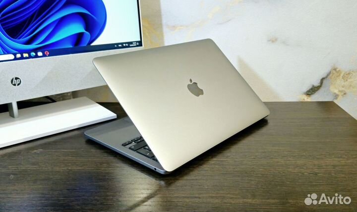 MacBook Pro 13 2020 16/512 Core i5