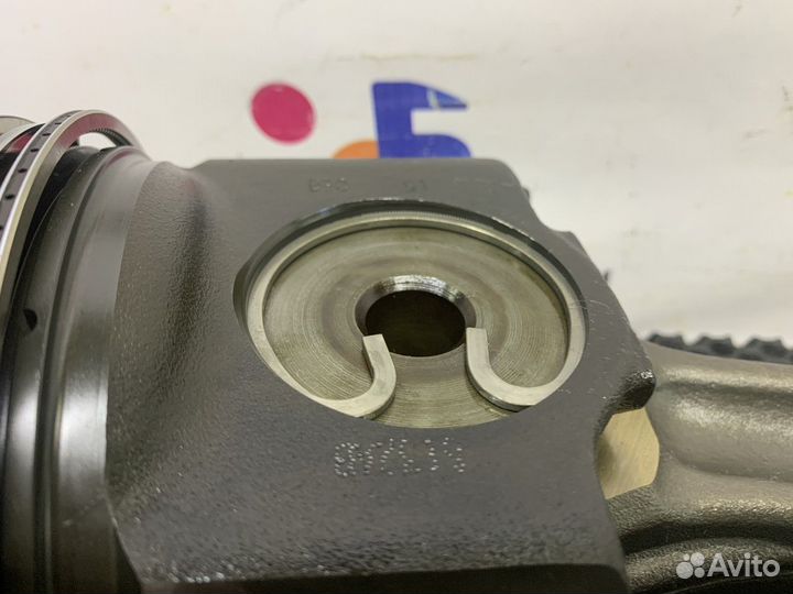 21907444 Поршень с шатуном Renault T, Volvo FM