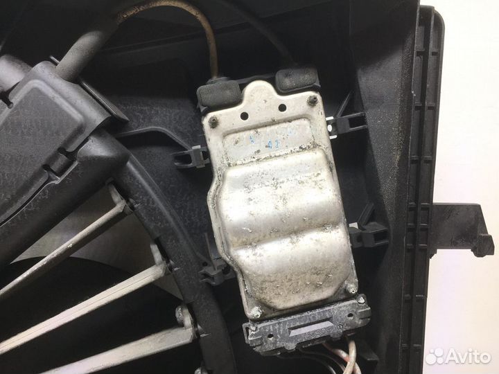 Вентилятор радиатора Mercedes-Benz C-Class