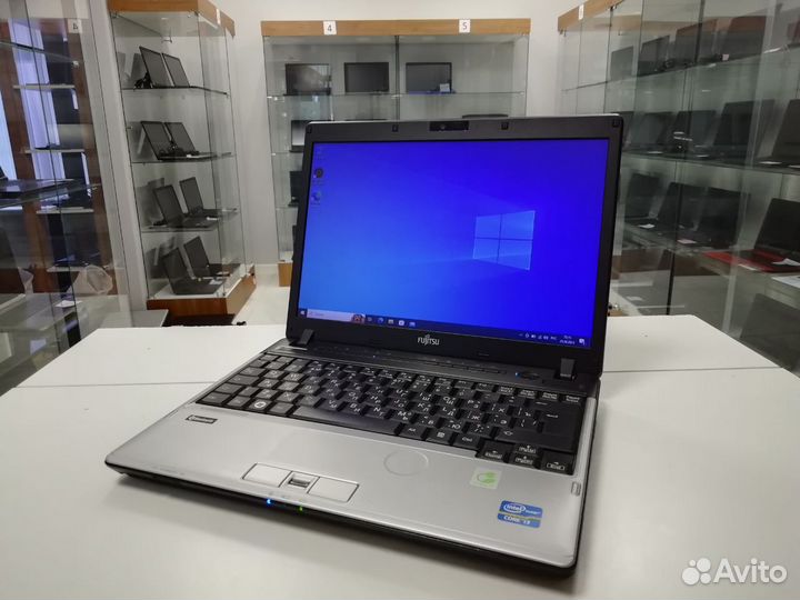 Ноутбук Fujitsu 13.3
