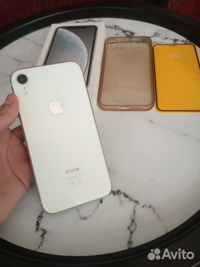 iPhone Xr, 64 ГБ