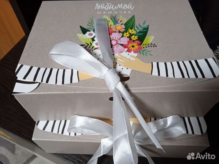 Коробки подарочные