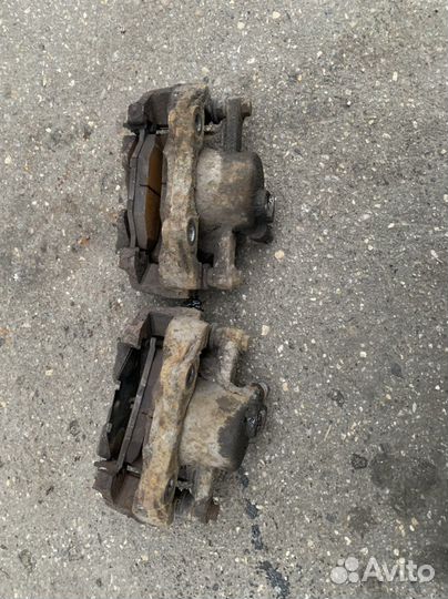 Суппорта передние Volkswagen Polo седан