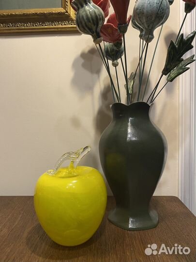 Цветное стекло, яблоко