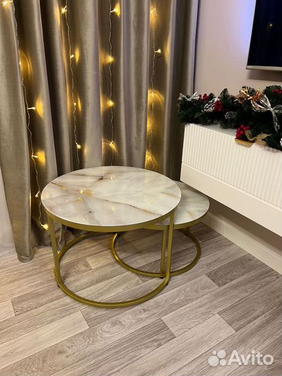 Журнальный столик золотой круглый